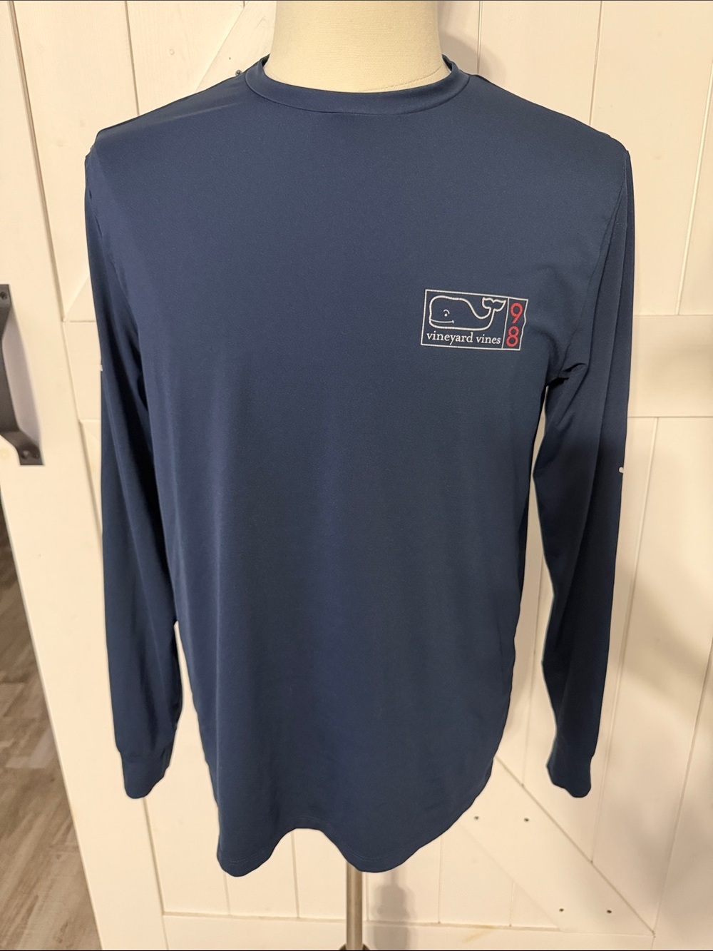 Men’s Vineyard Vines long sleeve